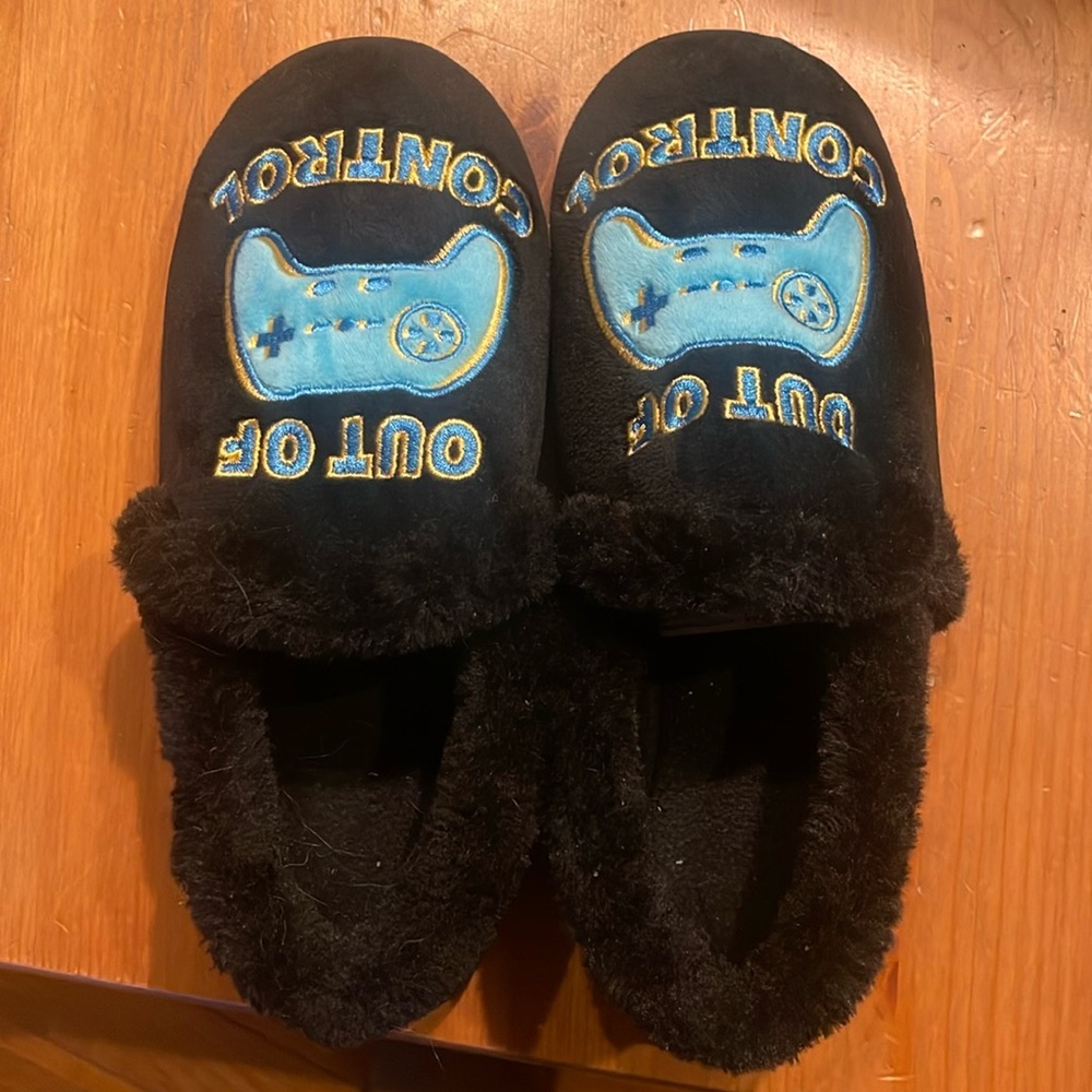 Boys slippers